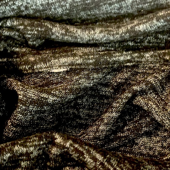 Charcoal Lightweight Turtleneck Sweater w/ Buttons Size M/L - Picture 6 of 6